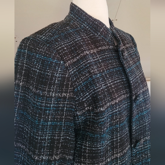 Dress Barn Blazer Size L - Picture 3 of 5